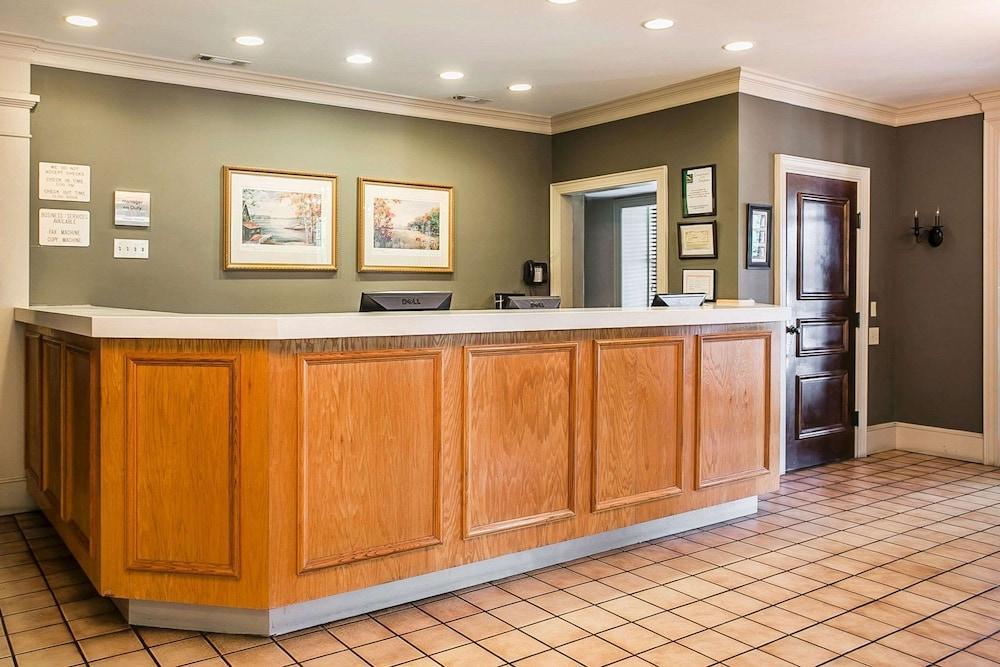 Quality Inn & Suites Санти Экстерьер фото
