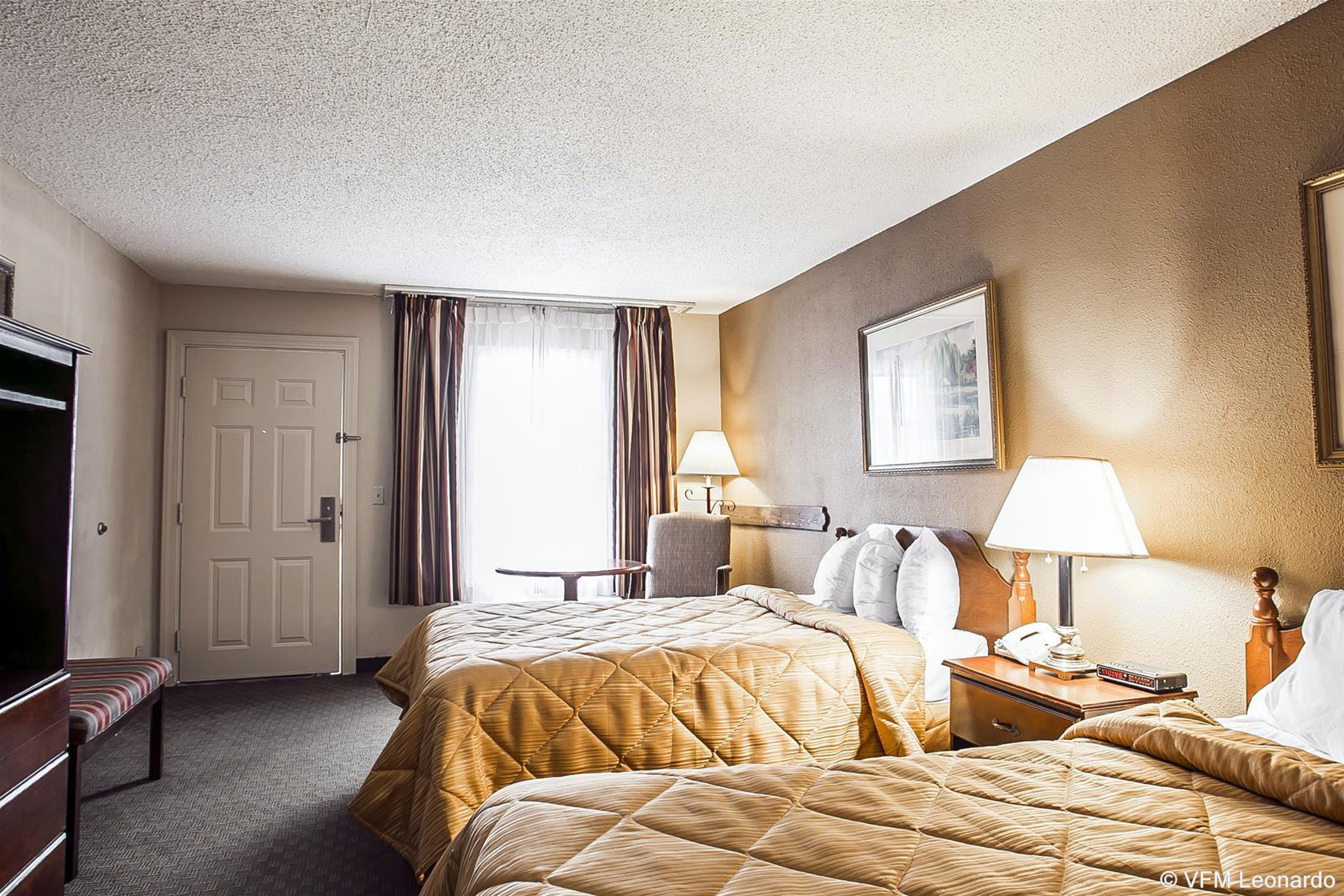 Quality Inn & Suites Санти Экстерьер фото